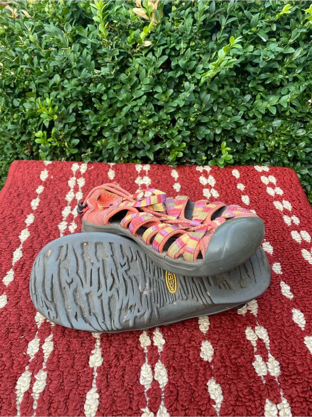 Keen Girl’s Multicolor Strappy Outdoor Coral and Pink Sandals Size 3